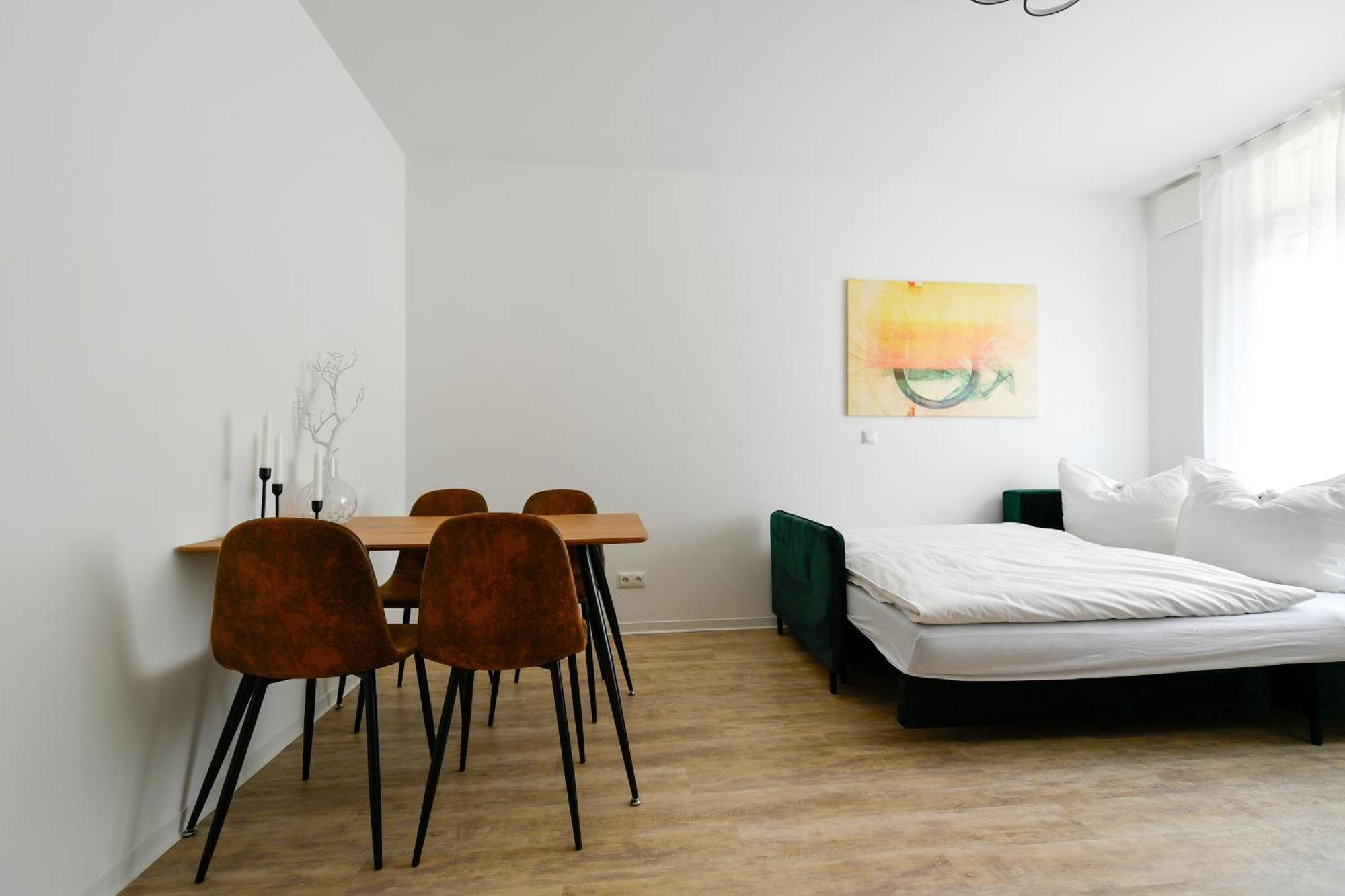 Ferienwohnungen Am Theater - Modern, Zentral Und Ruhig Mit Kueche, Waschtrockner, Netflix, Wlan Und Parkplatz- 2 Zimmer, 52 Qm Cottbus Værelse billede